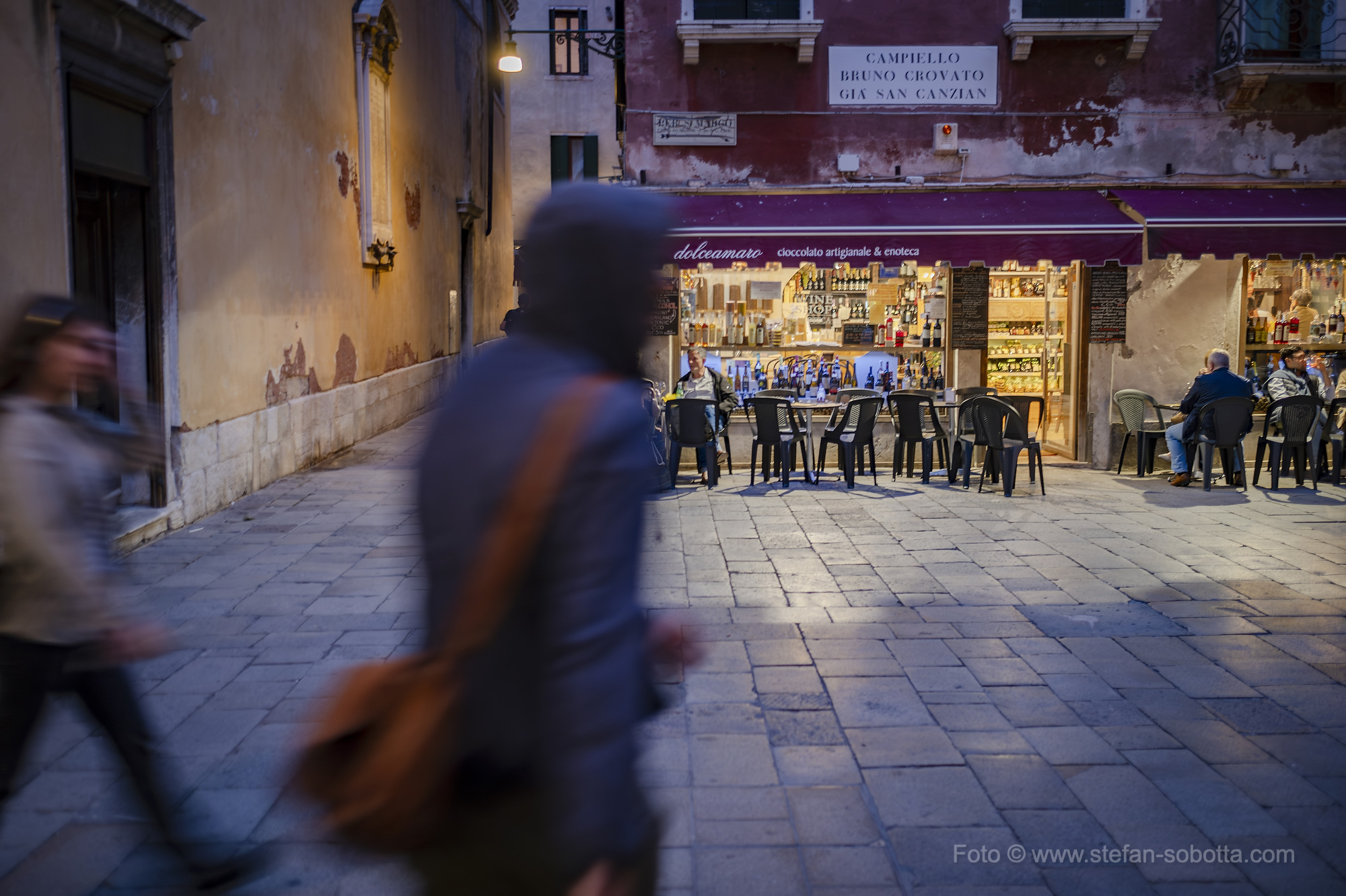 Warme Nächte im November